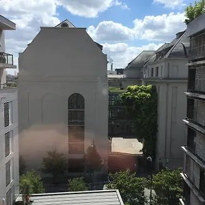 https://appartement-lumineux-13.fr-paris.fr